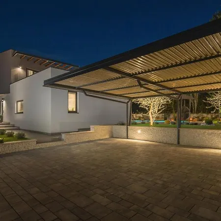 Villa Arcus